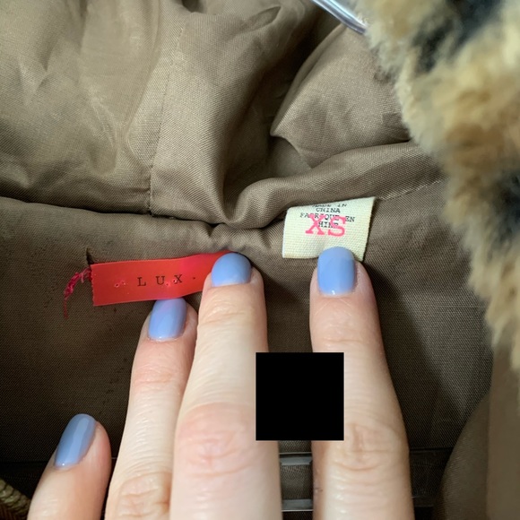 UO Lux Leopard Faux Fur Bomber Jacket - Picture 5 of 7